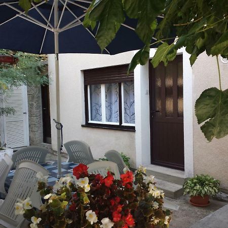 Apartments Jasminka Novi Vinodolski Exterior photo